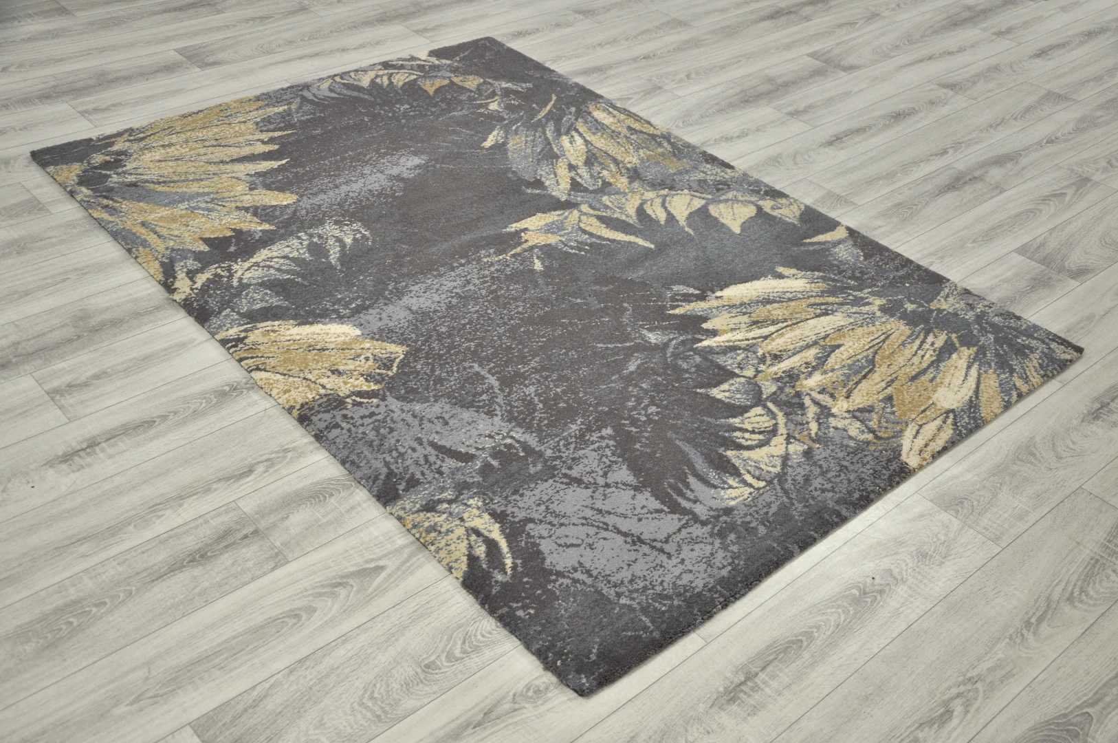 Kusový koberec Dex černošedý