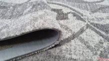 Kusový koberec Flink světle šedý