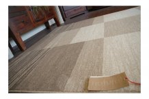 Kusový koberec Split béžový