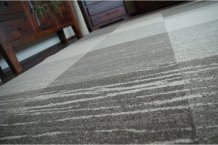 Kusový koberec Split šedý