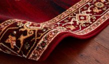Kusový koberec Uriasz rubin